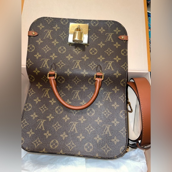 Louis Vuitton-Vaugirard-Retired Design- Brand New- Authentic - Picture 13 of 15